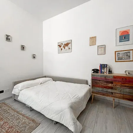 Two-room In - Comfort, 10 Minutes From Milan