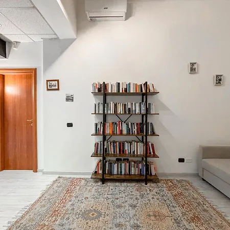 דירה Two-room In - Comfort, 10 Minutes From Milan *