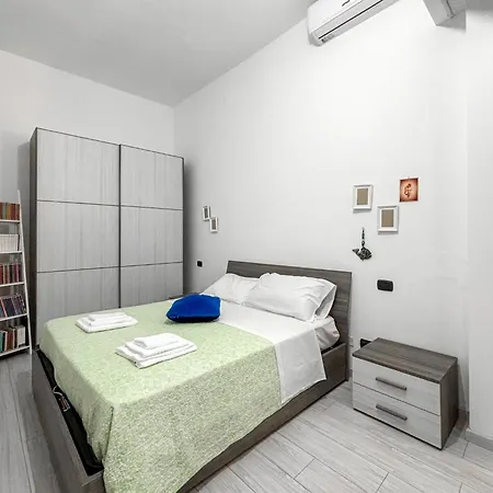 Two-room In - Comfort, 10 Minutes From Milan דירה
